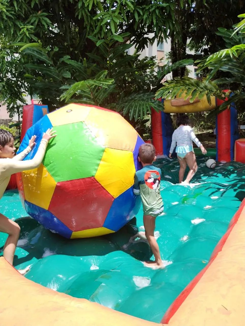 locação de brinquedos infláveis  - Foto 3
