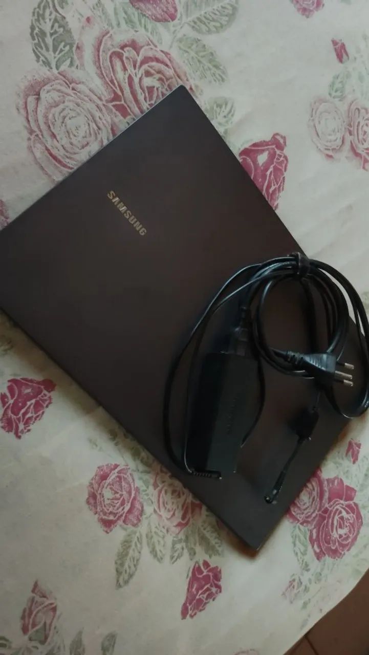 Notebook Samsung Core i3 11ª geração - 4GB RAM - 512 GB