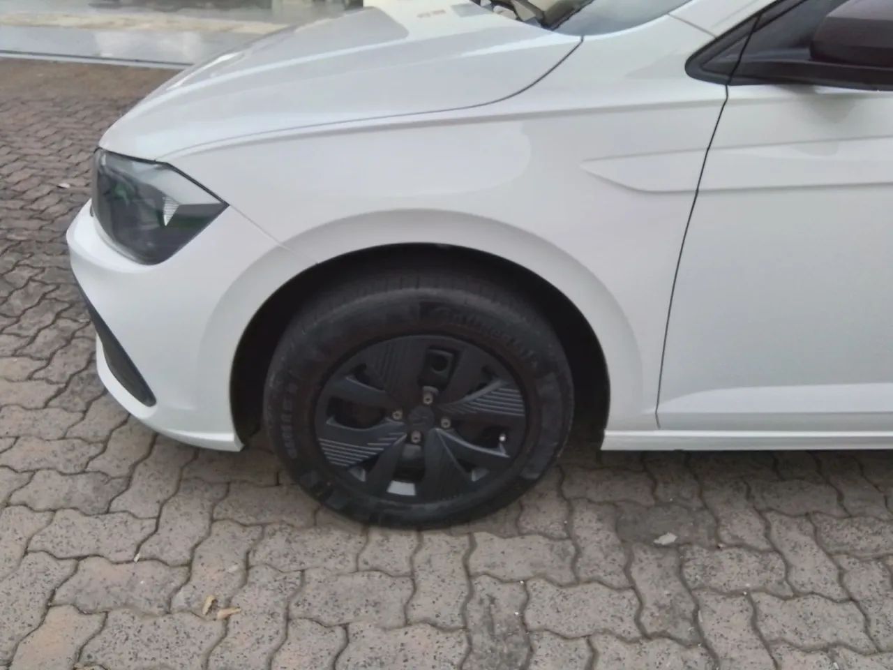 Volkswagen Polo Track 1.0 Flex 12V 5p, foto 12 de 12