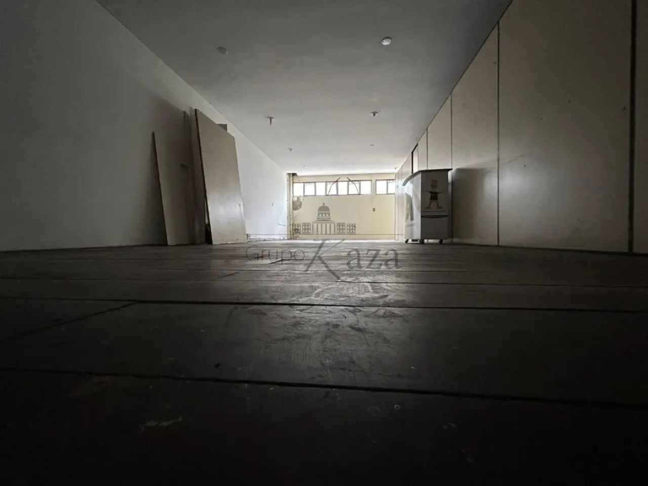 Oportunidade - Loja Comercial - Edifício Flamboyant - Jardim São Dimas - 60m². - Foto 3