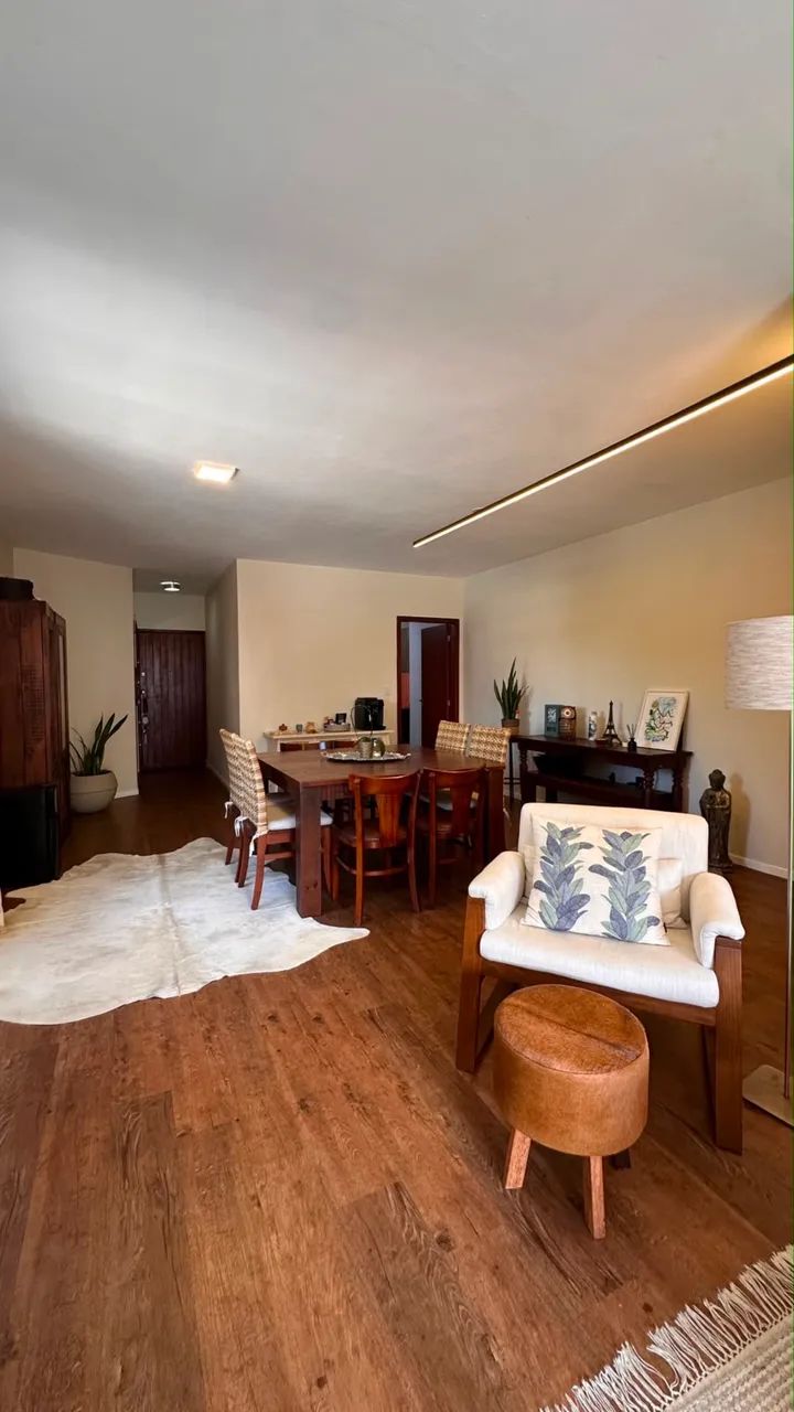 Apartamento amplo à venda em Coqueiros - 148 m², 3 dormitórios e suíte - Foto 5