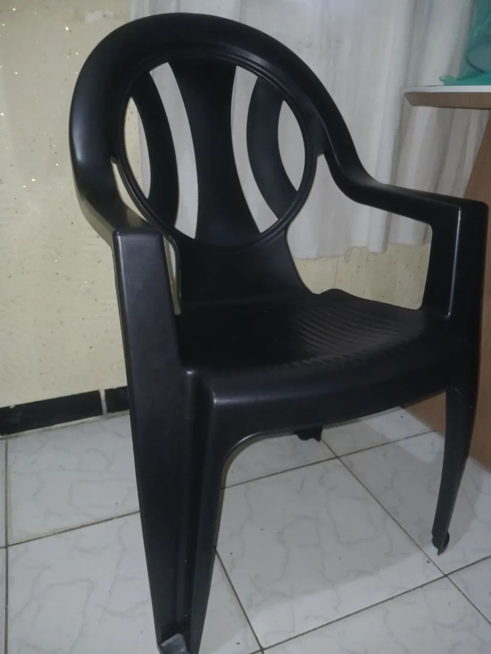Mesa e cadeiras  - Foto 5