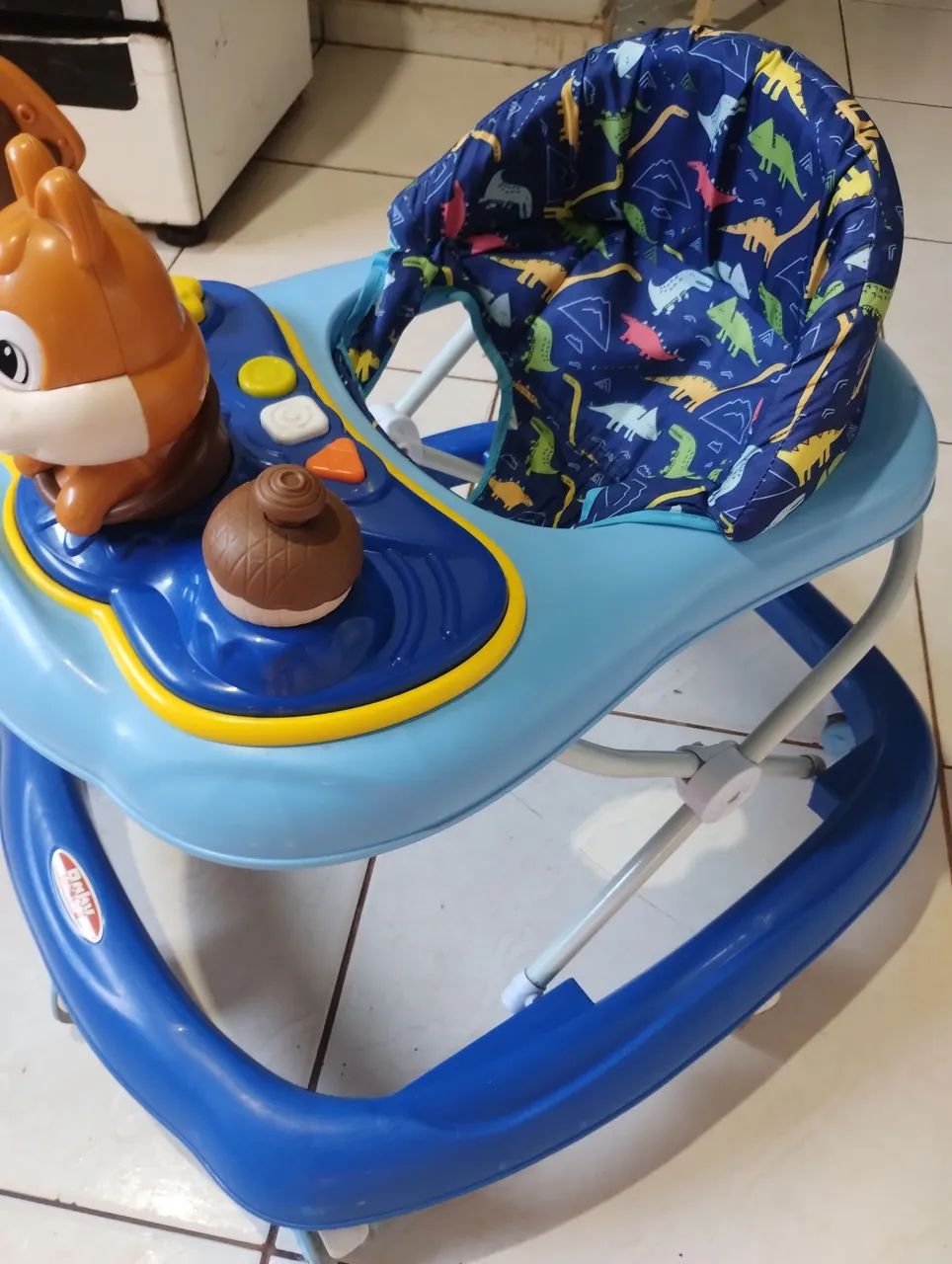 Vende-se Andador infantil  - Foto 4