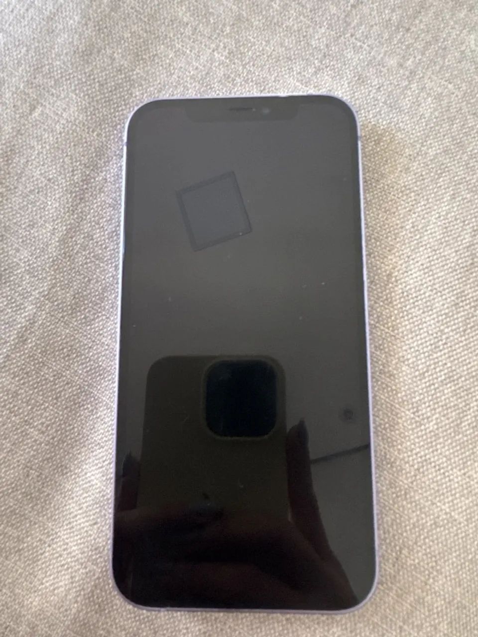 iPhone 12 64GB Roxo