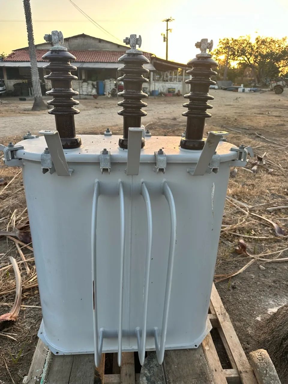 Transformador 75 KVA 