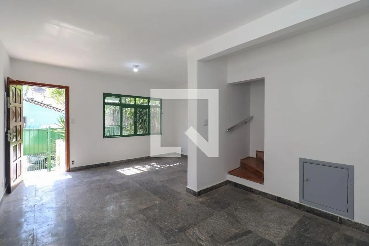 Casa à Venda - Sumaré, 3 Quartos, 250 m2