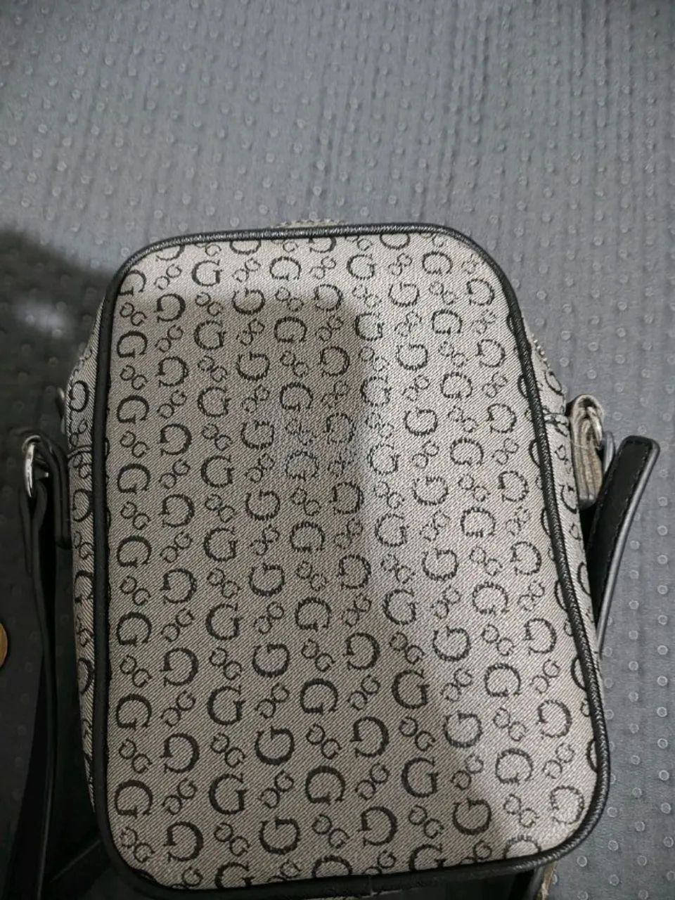 Bolsa Guess Transversal Cinza - Foto 3
