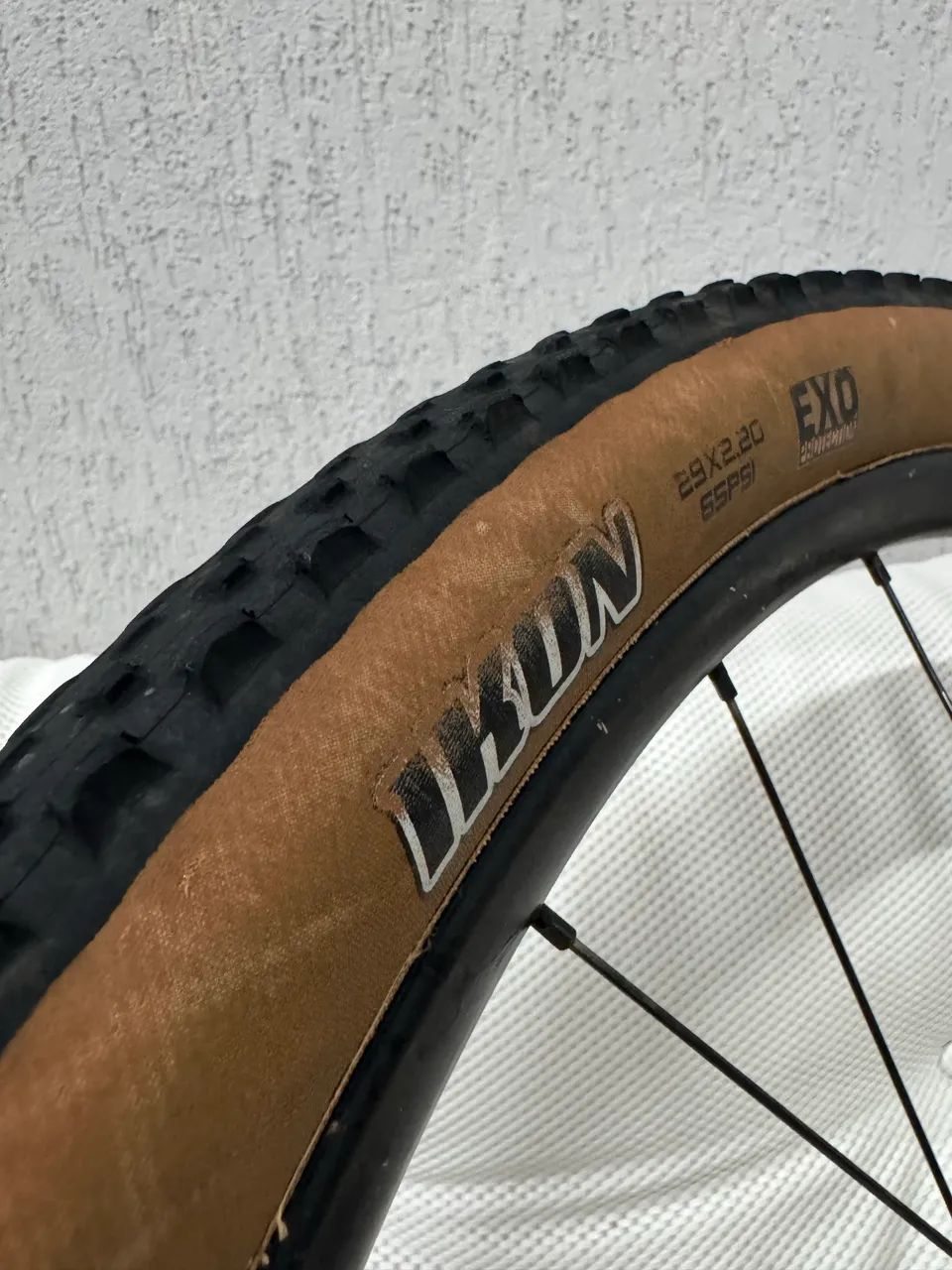 Rodas Specialized + Pneus Maxxis  - Foto 2