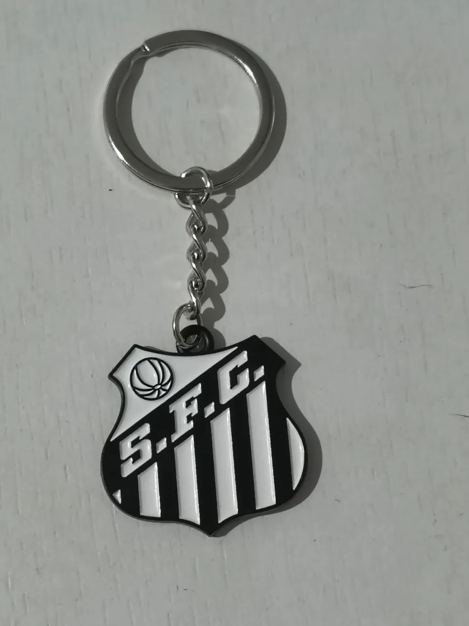 Chaveiro metal duplo face Santos 