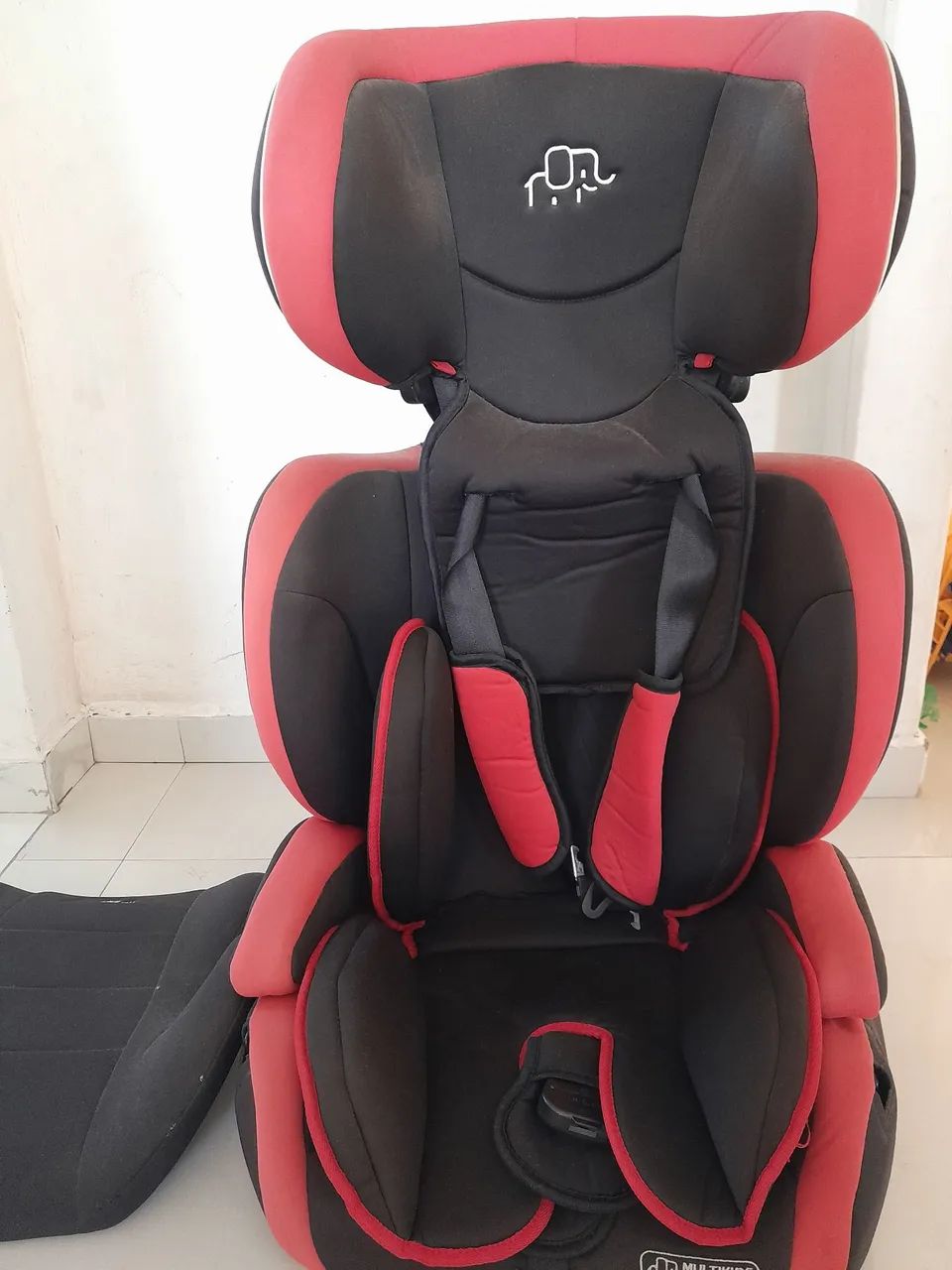 Cadeirinha e assento de criança para carro - Foto 2