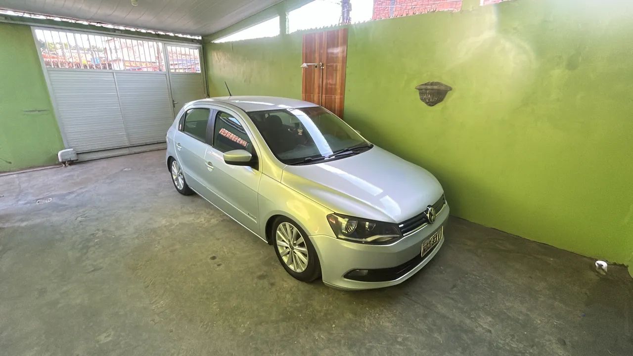 Volkswagen Gol GOL TRENDLINE 1.0 T.FLEX 8V 5P 2014