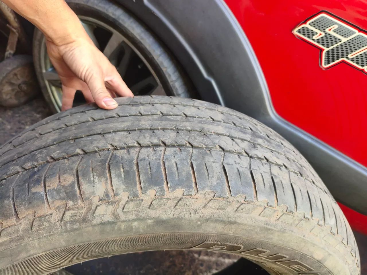 Pneu Bridgestone 265/60R18 - Foto 4