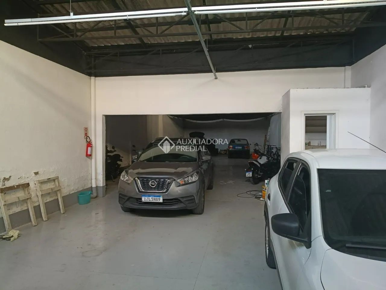 Prédio Comercial com vagas no bairro Petrópolis para comprar - Foto 4