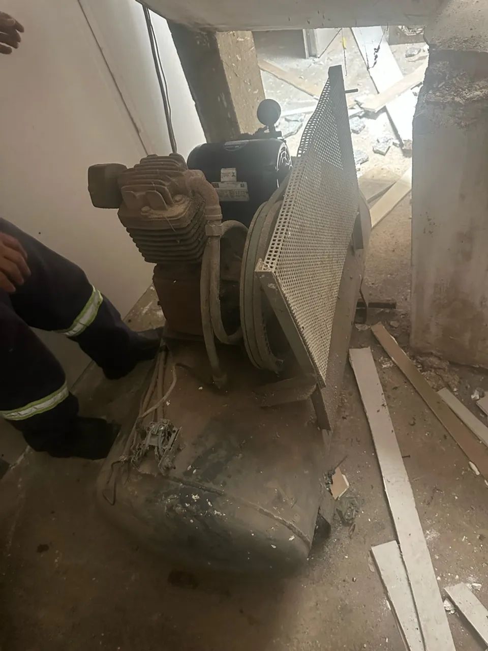 Compressor 200 libras - Foto 3