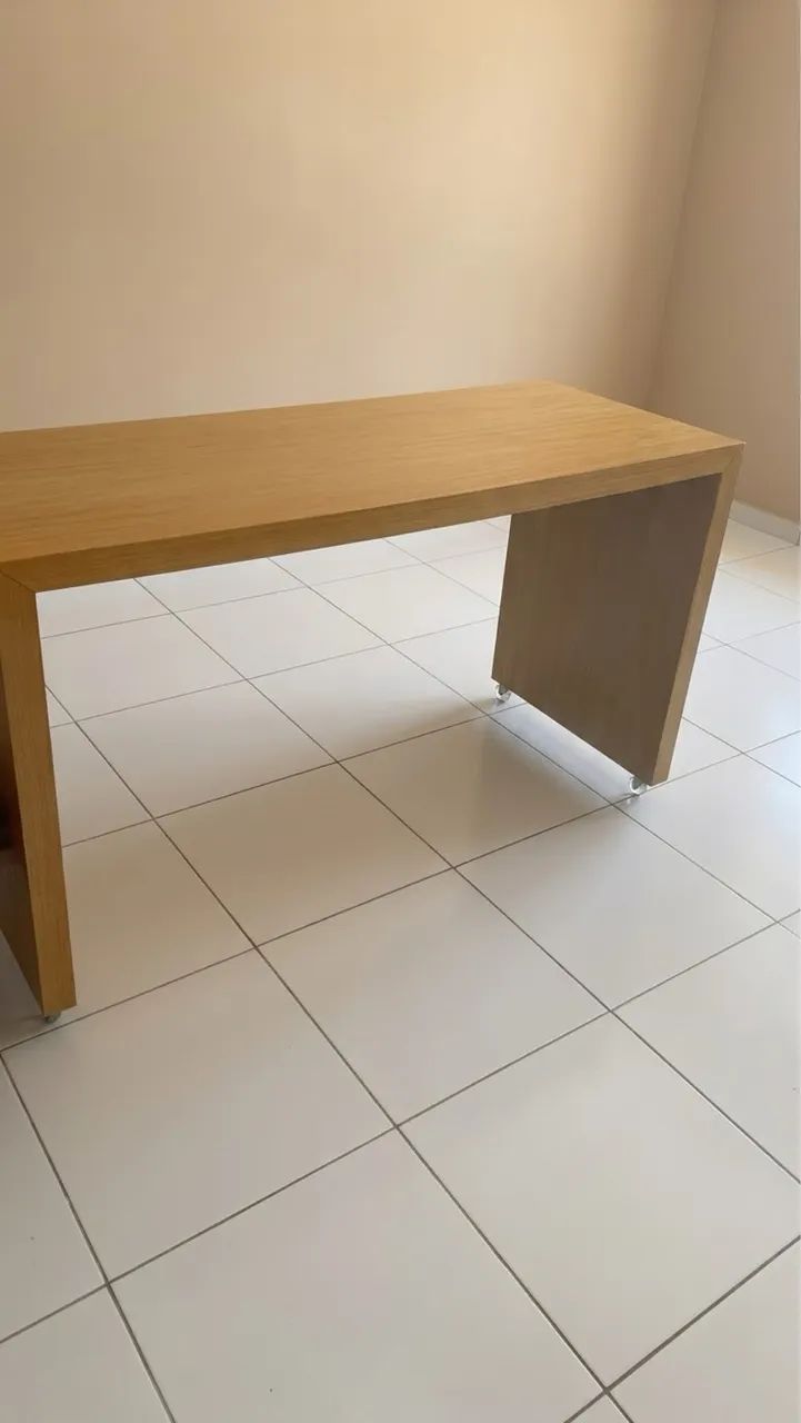 Mesa retangular escritório/ recepção 