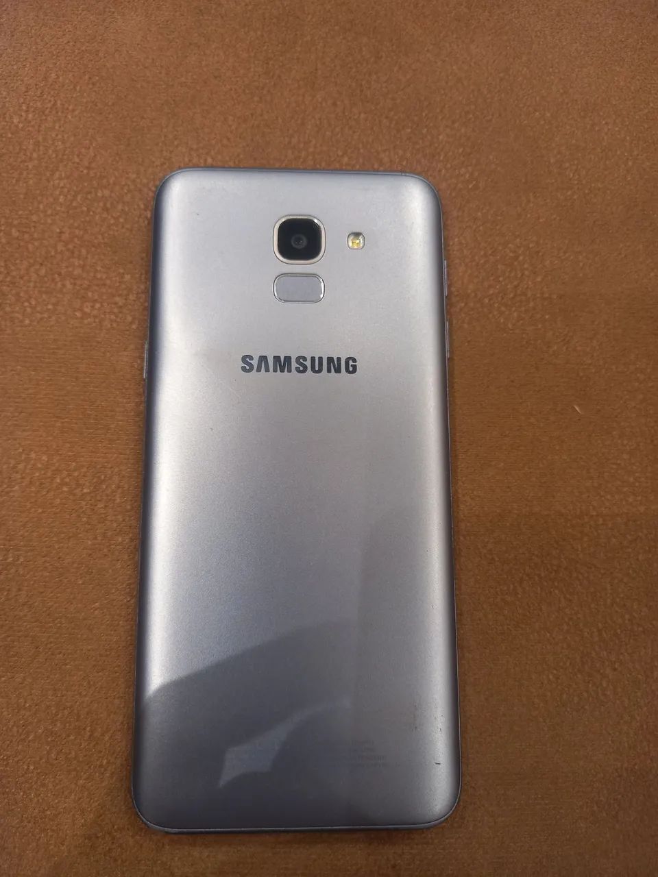 Celular samsung j6