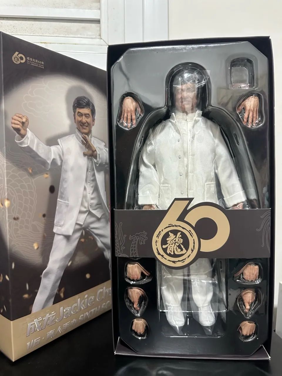 Action Figure Scale Jackie Chan Legendary 30cm MOJUE  - Foto 2