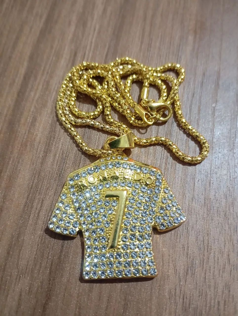 Conjunto de relógio dourado + corrente com pingente 7. - Foto 3