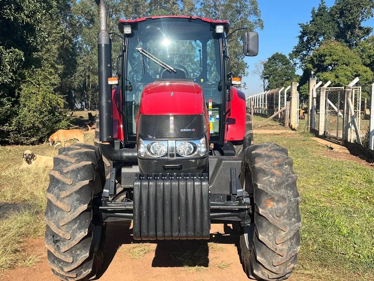 Trator Case Farmall 110A  - Foto 2