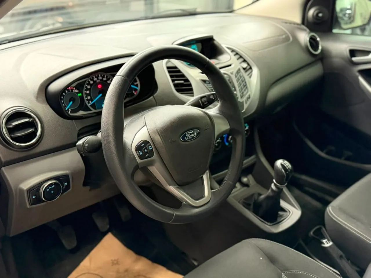 Ford KA SEL 1.5 16V Flex 5P 2015 - Foto 4