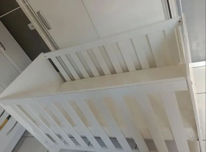 Berço Mel Branco 