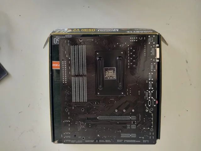 Placa mãe gigabyte AB350M-DS3H v2 - Foto 3