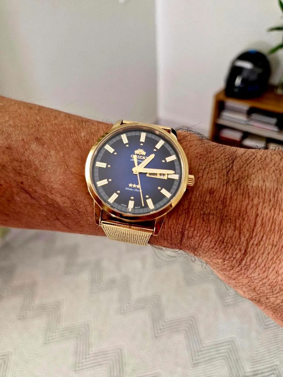 Relógio ORIENT masculino automático dourado  - Foto 5
