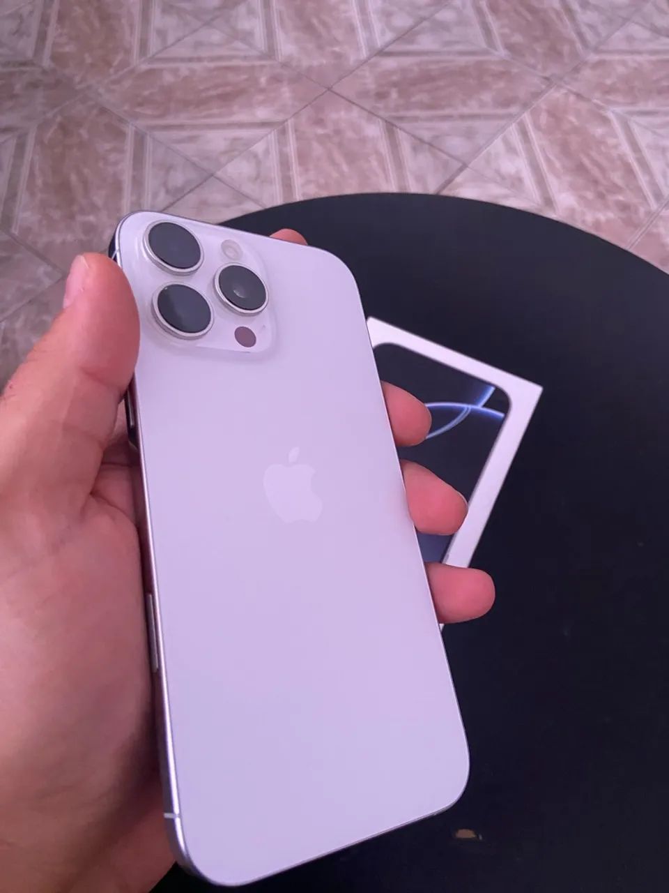 iPhone 16 pro Max 256gb  - Foto 2