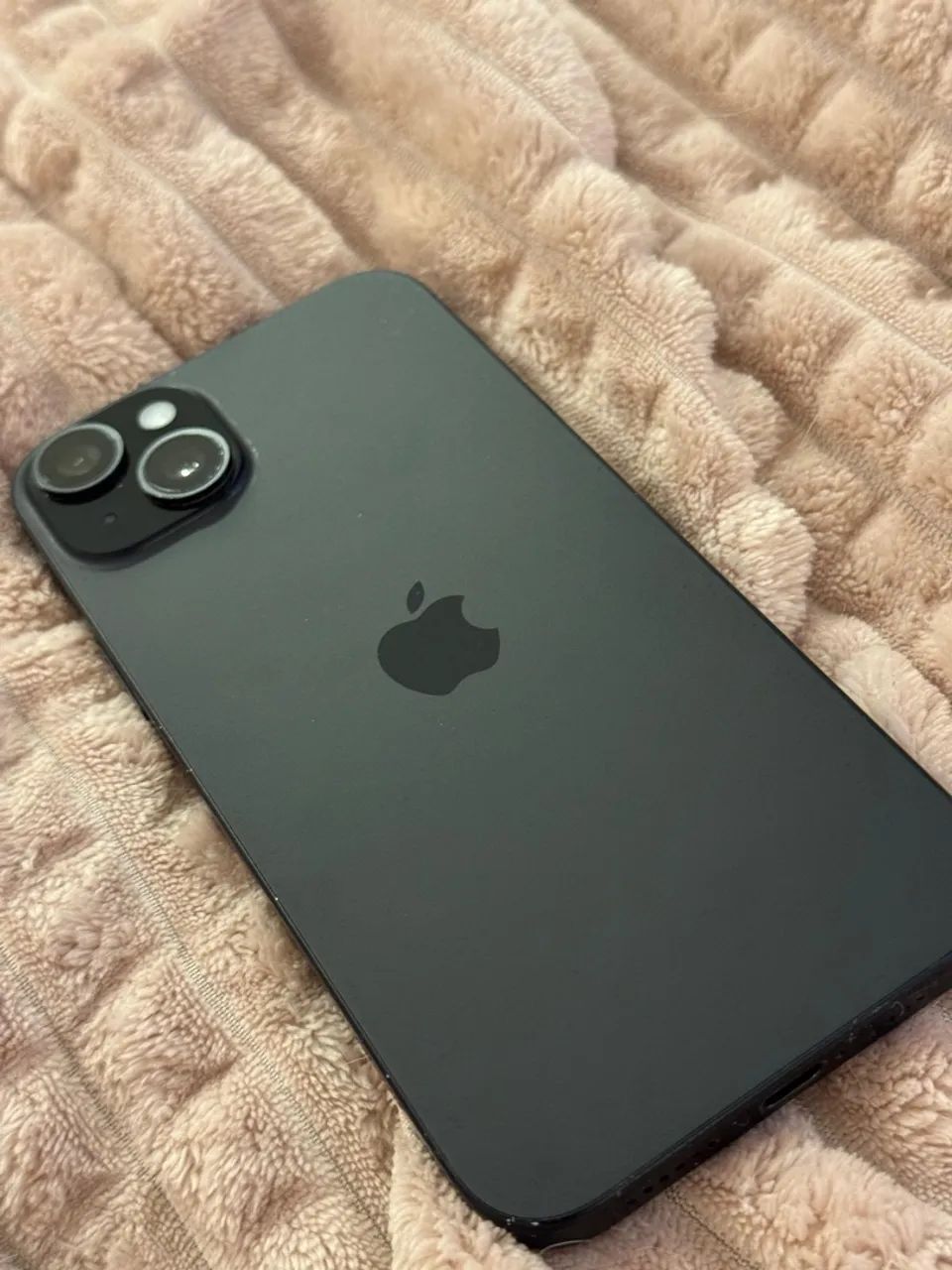 iPhone 15 Plus 