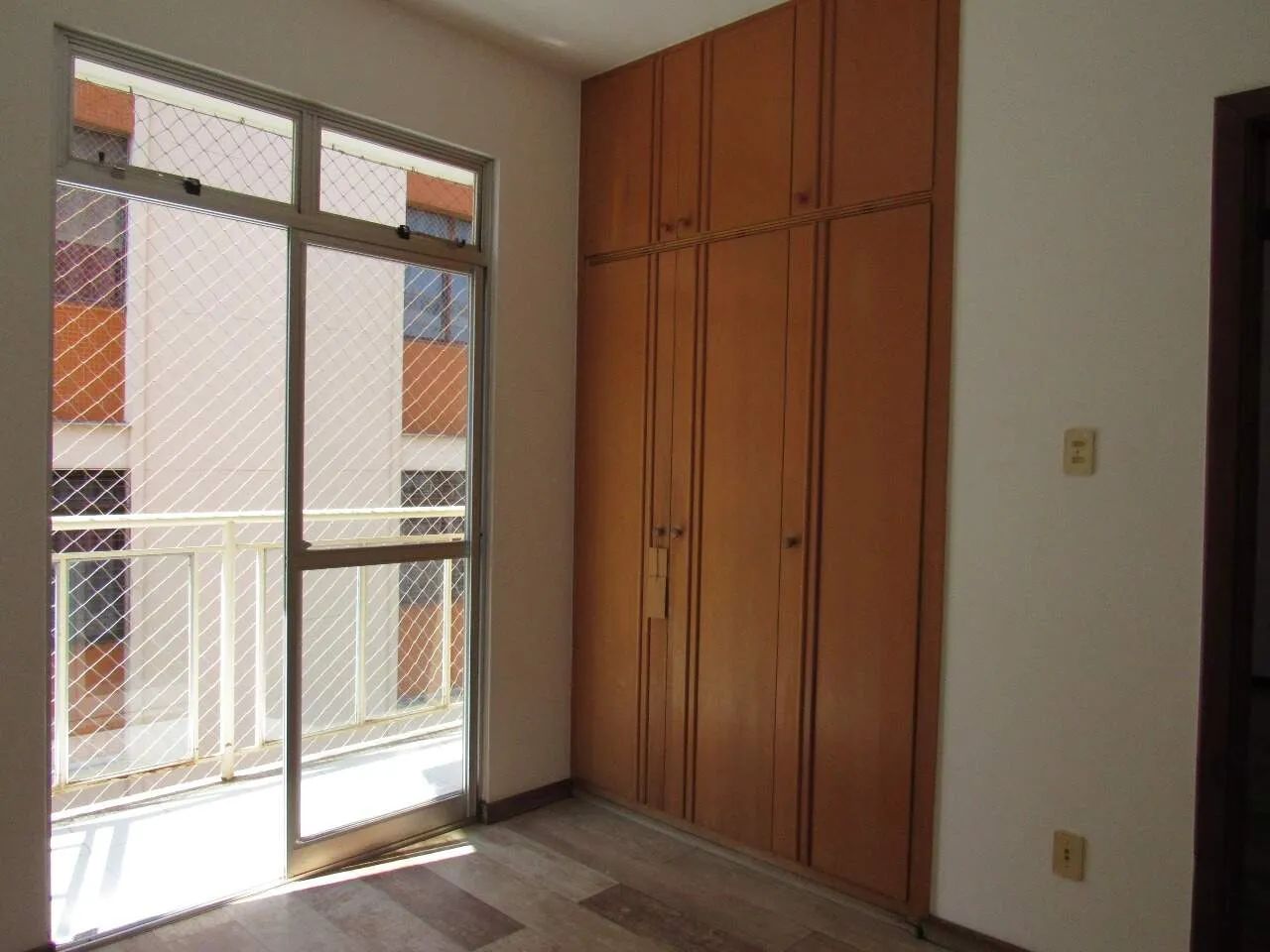 Apto - 4 Quartos - Bairro - Coração Eucarístico. - Foto 4