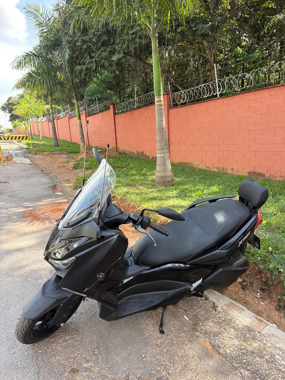 X-max 2022 Extra  - Foto 4