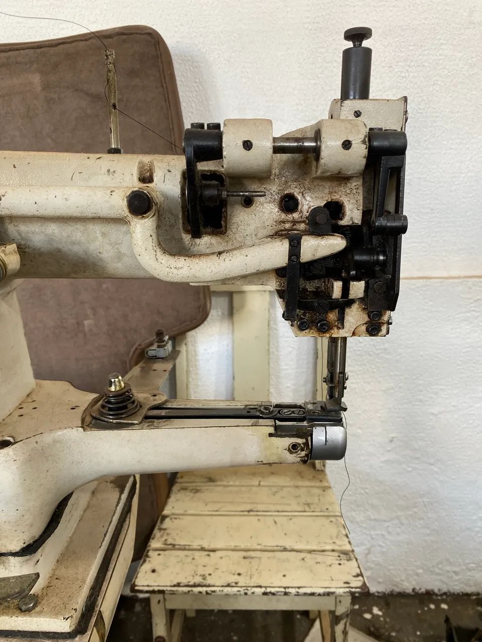 MAQUINA DE BRAÇO TAKING TK335N