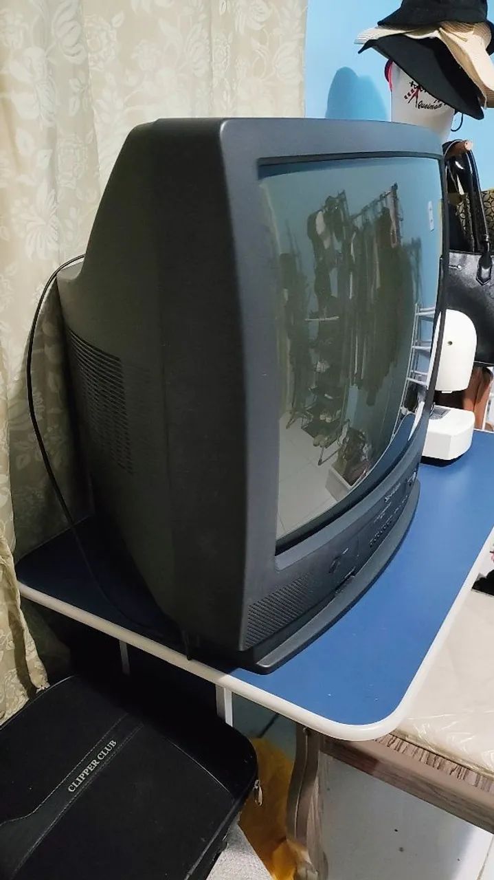 TV+VÍDEO K7 SHARP
