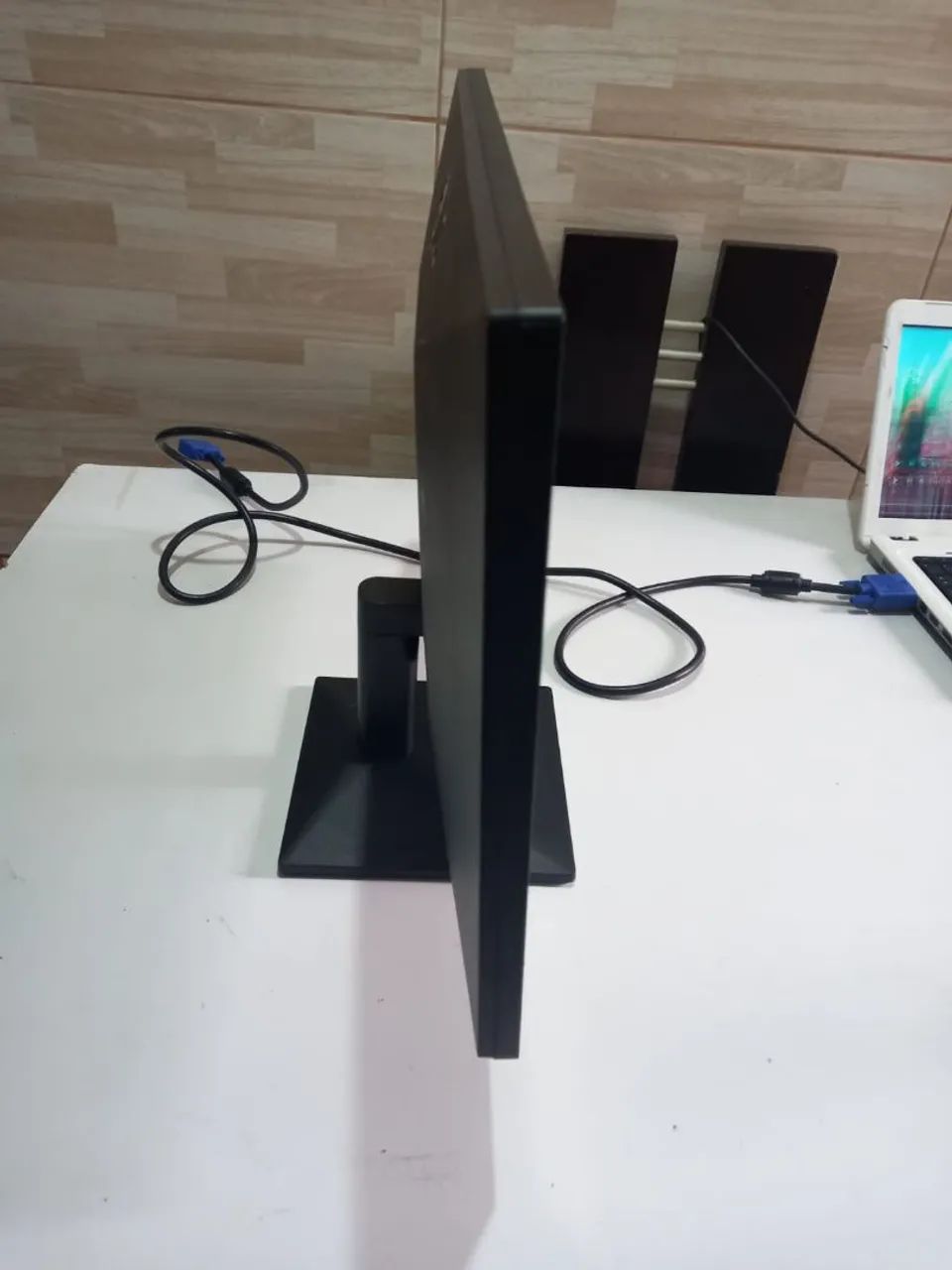 Monitor lg 20 polegadas led entradas hdmi e vga usado!!! - Foto 5