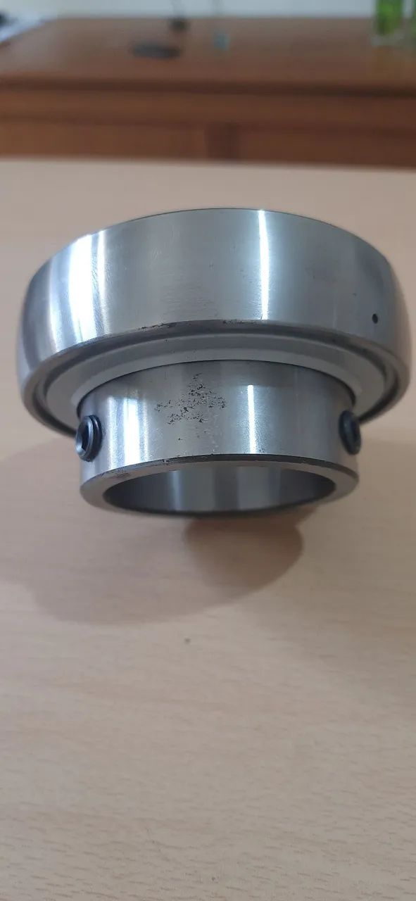Rolamento novo sem uso  UC210 BRM  - Foto 3