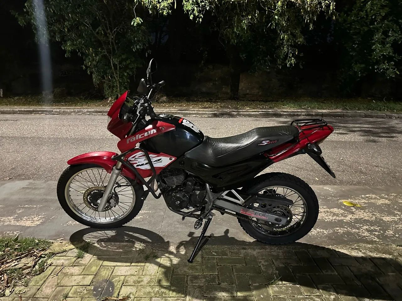 NX 400 Falcon  - Foto 3