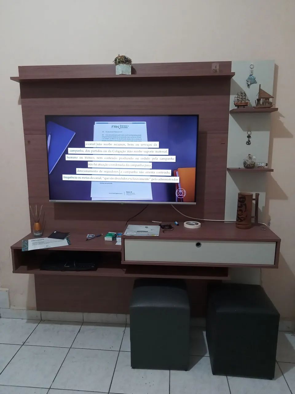 Painel para TV de até 60 polegadas 