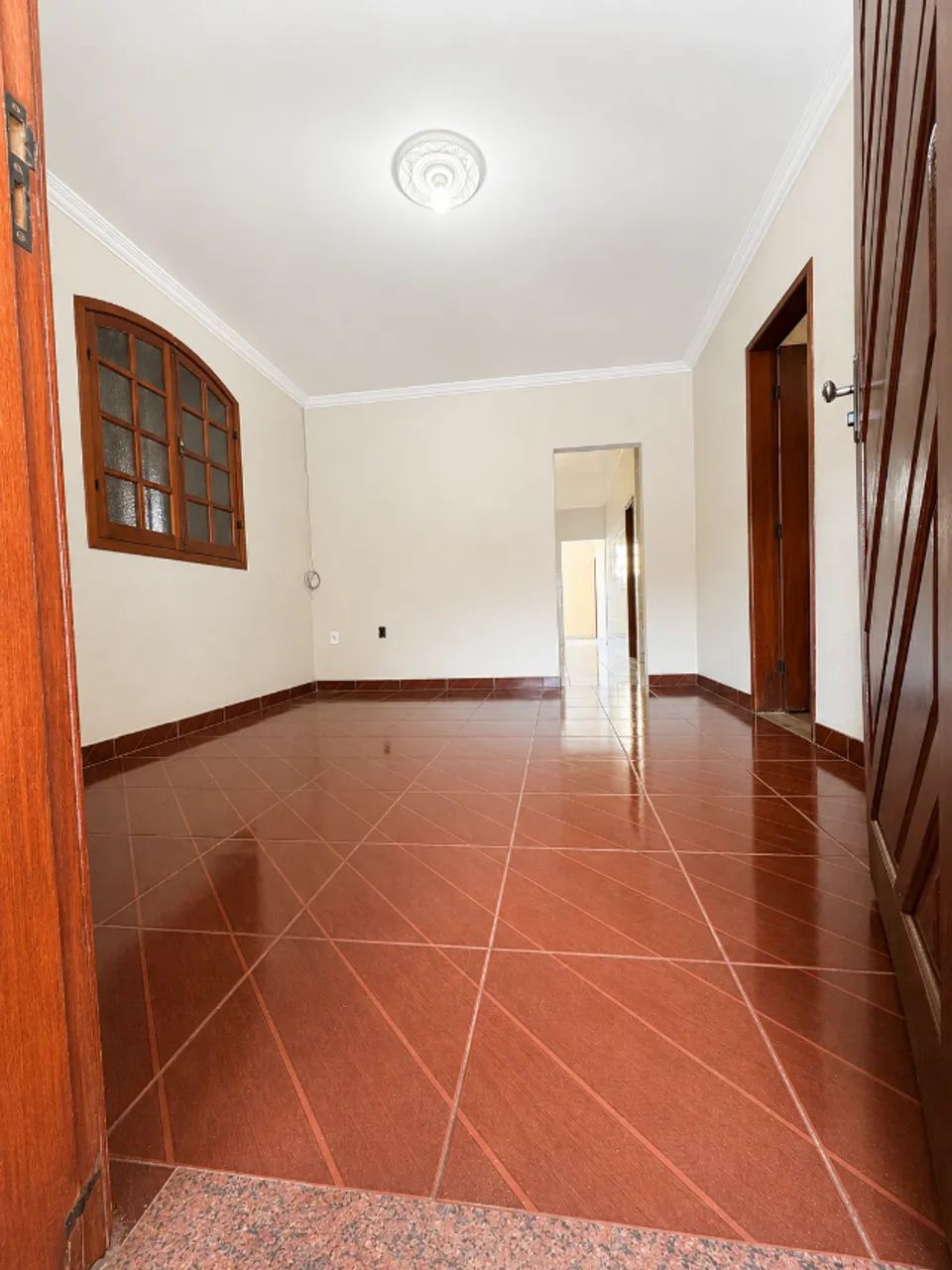 Casa à Venda - 3 quartos - Santa Luzia - Foto 2