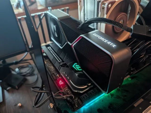 Placa de vídeo Rtx 3080 founders - Foto 5