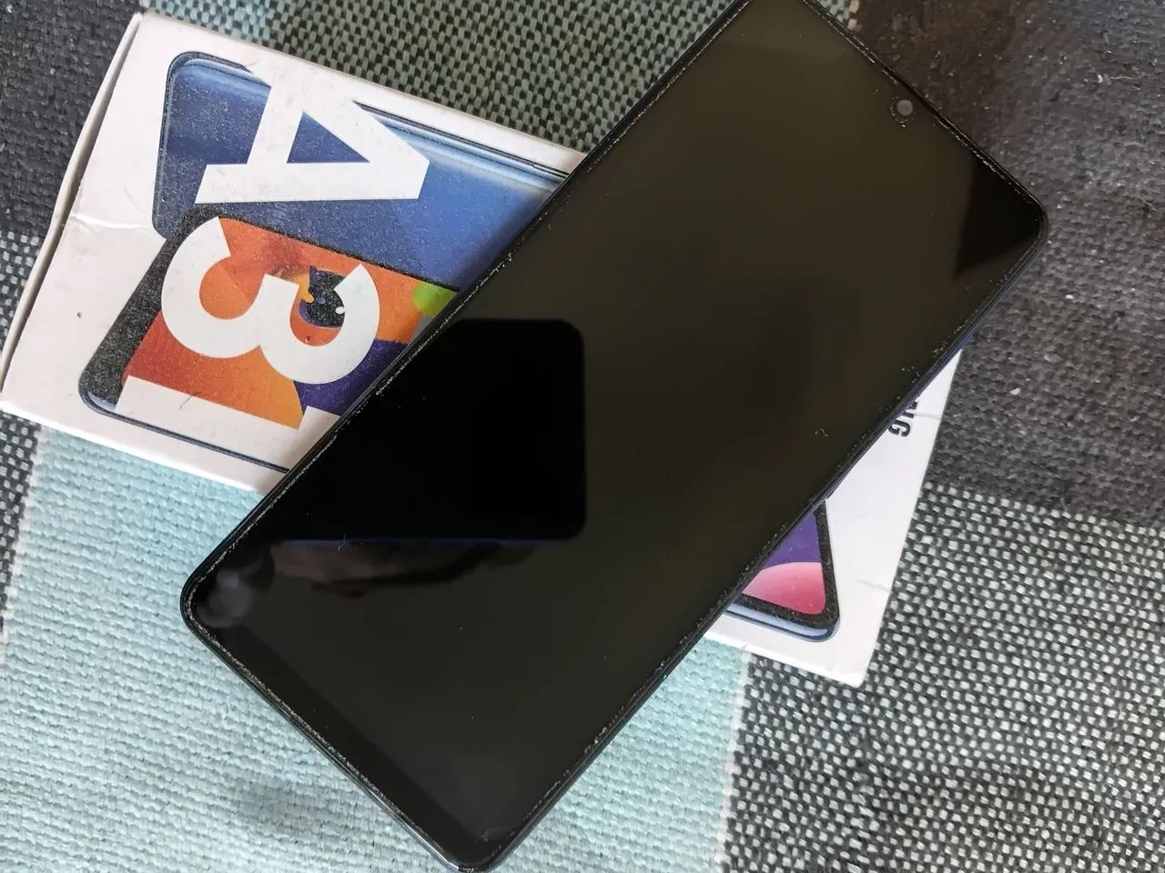 Vendo celular A31  - Foto 2