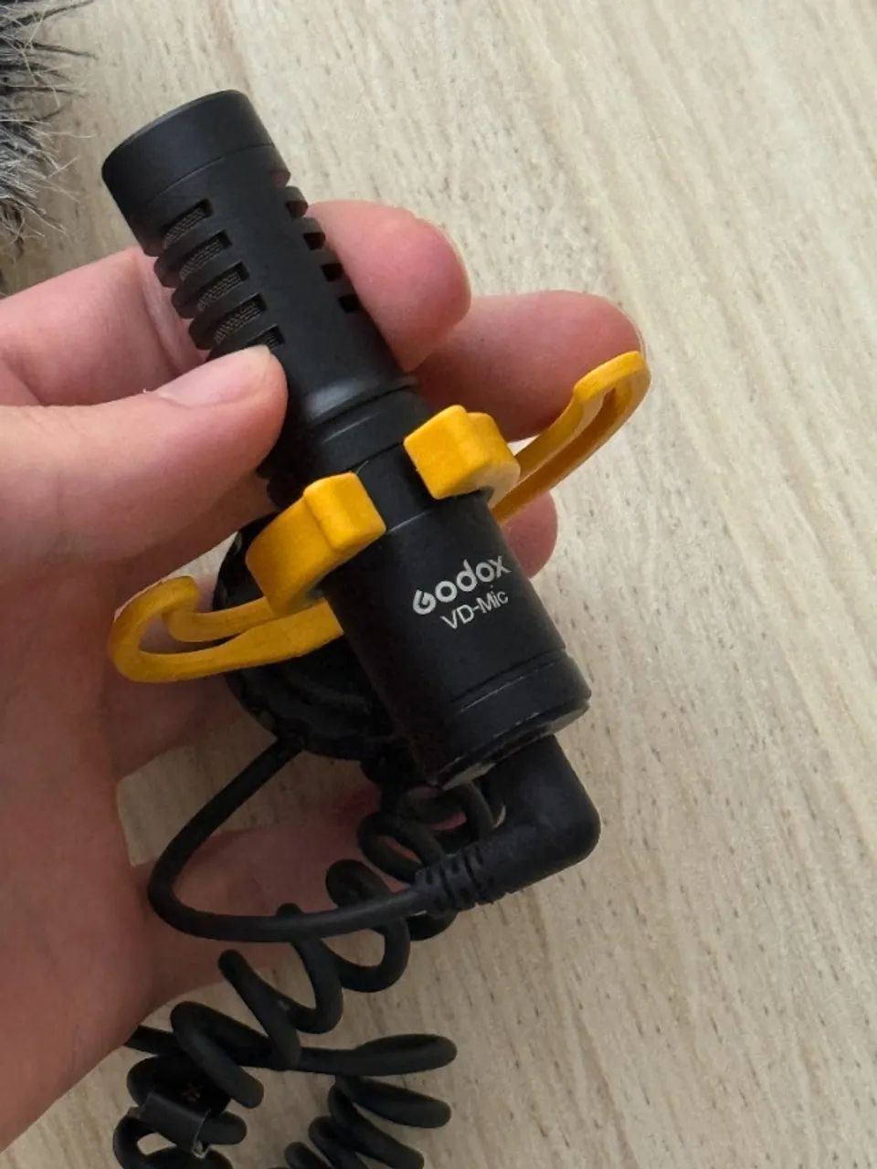 Microfone Shotgun Compacto Godox VD-Mic (Para Câmeras e Celulares) - Foto 3
