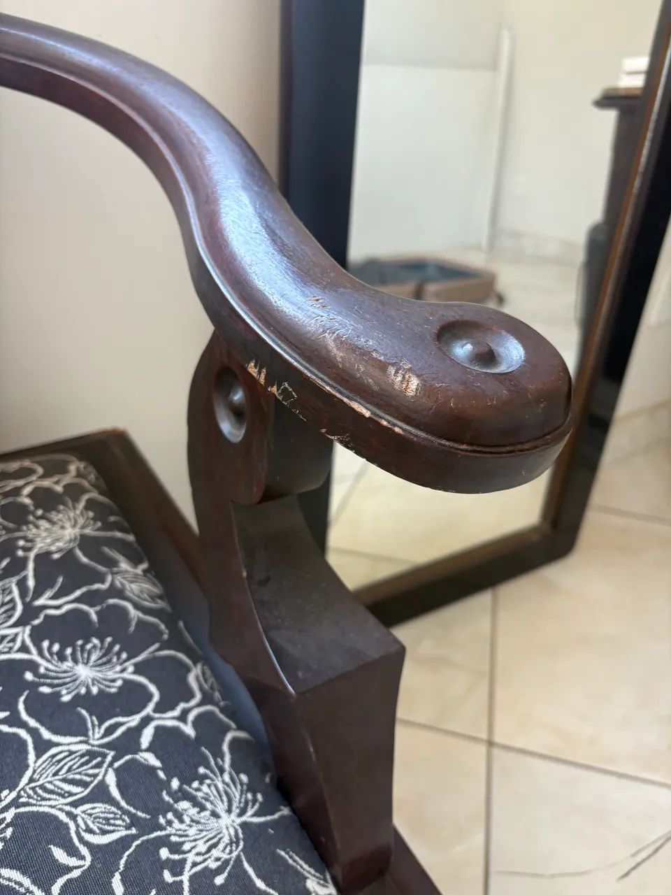 Cadeira poltrona  - Foto 4