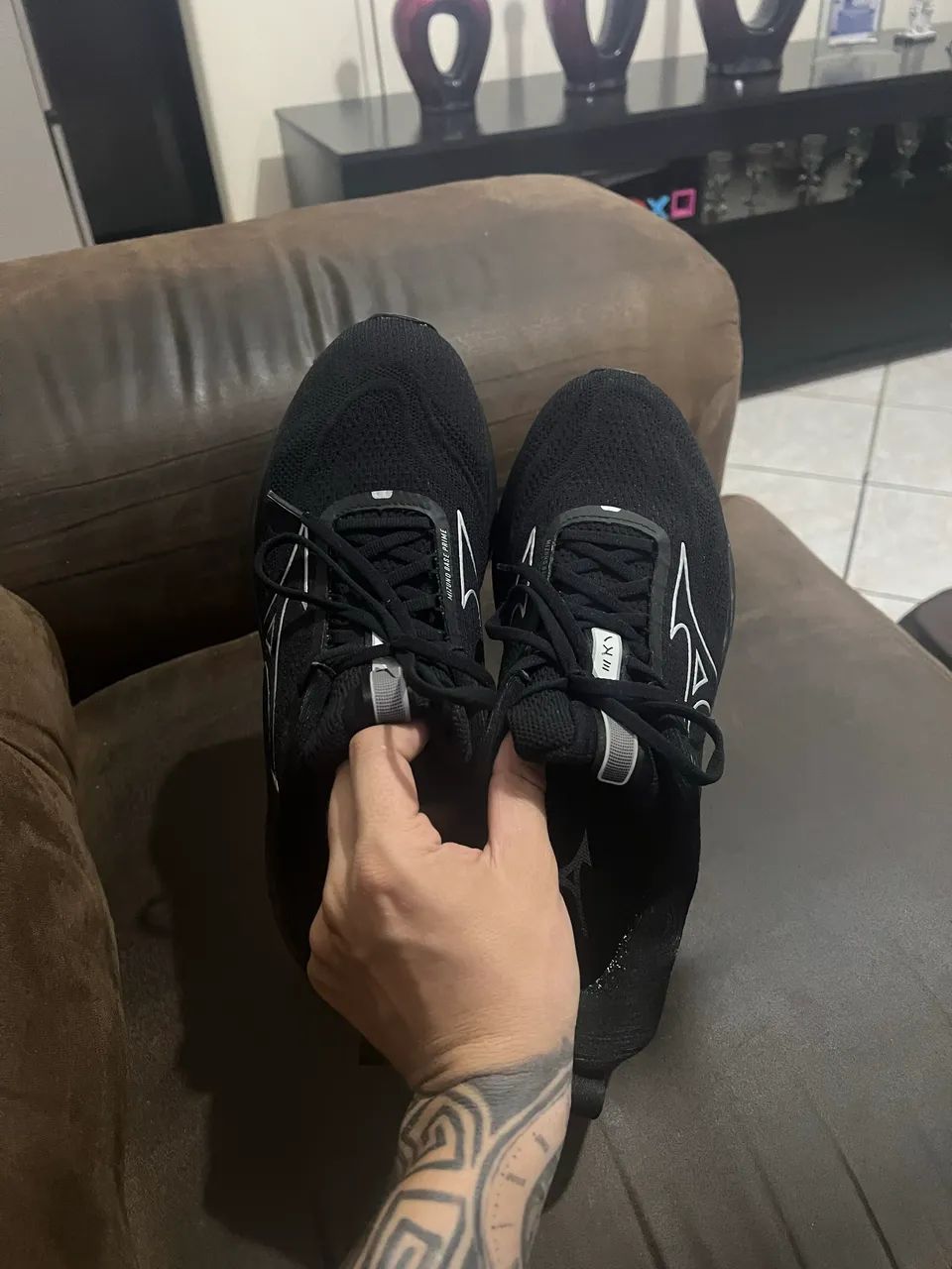 Tenis mizuno corrida - Foto 2