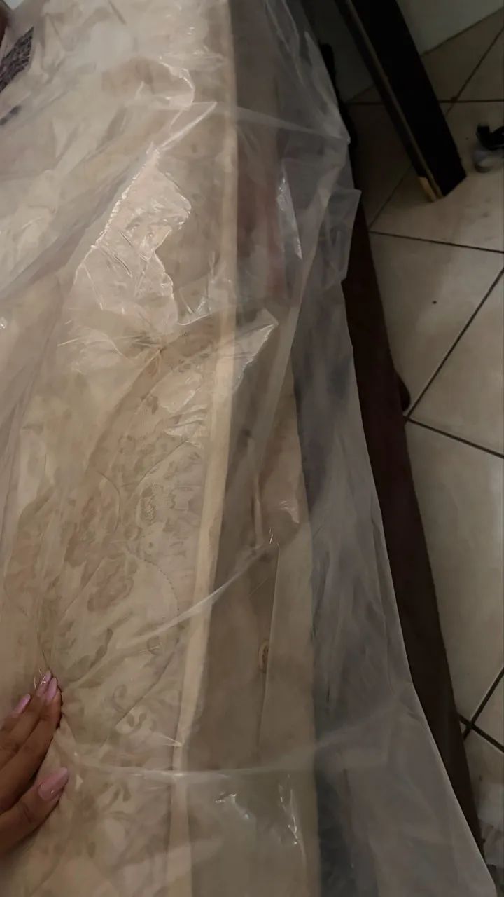 VENDE-SE CAMA BOX COM COLCHÃO - Foto 4