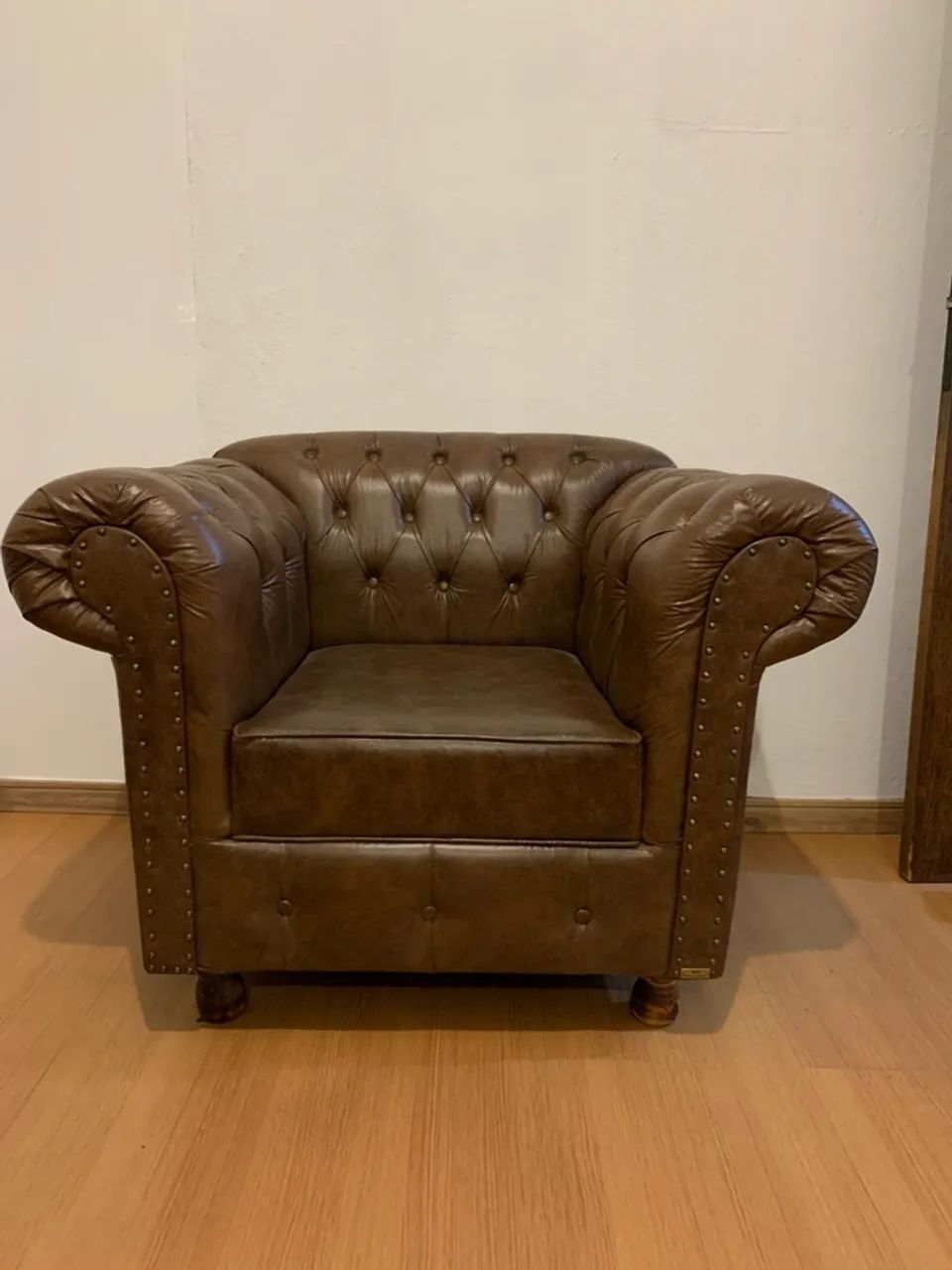 Poltrona chesterfield  - Foto 4