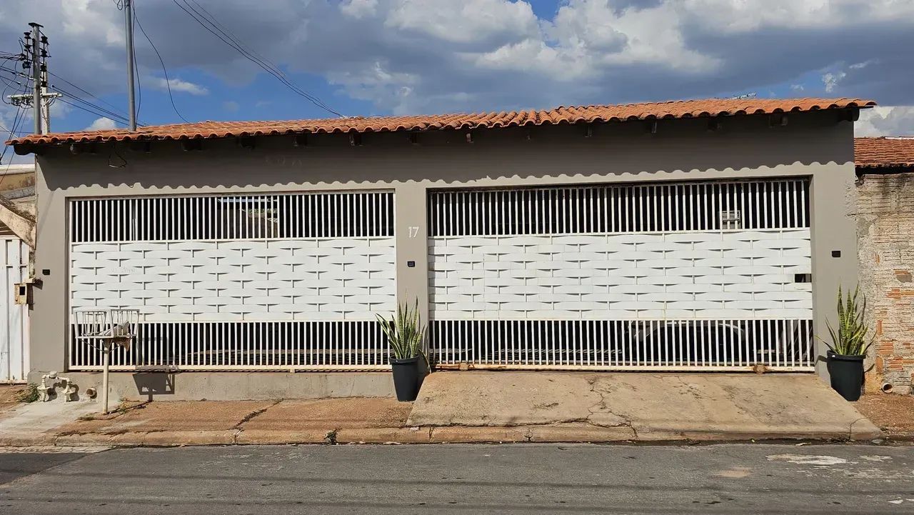 Vendo linda casa no CPA 4