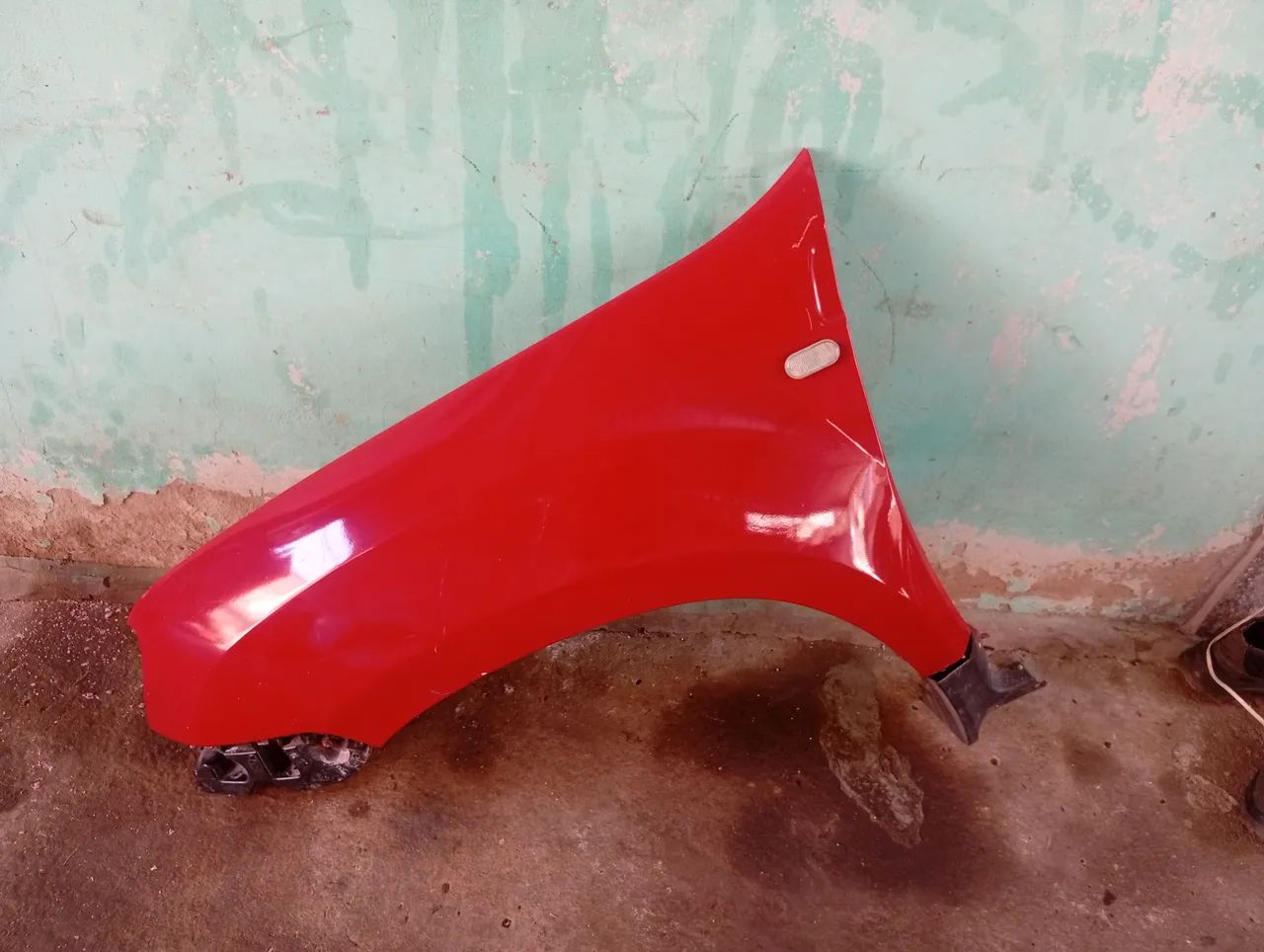 PARALAMA DIANTEIRO ESQUERDO DUSTER 2013