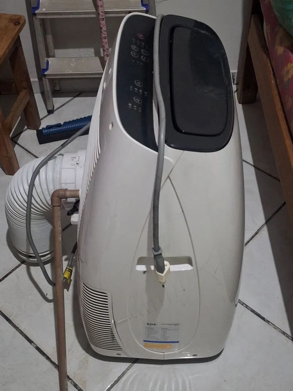 AR CONDICIONADO PORTÁTIL 