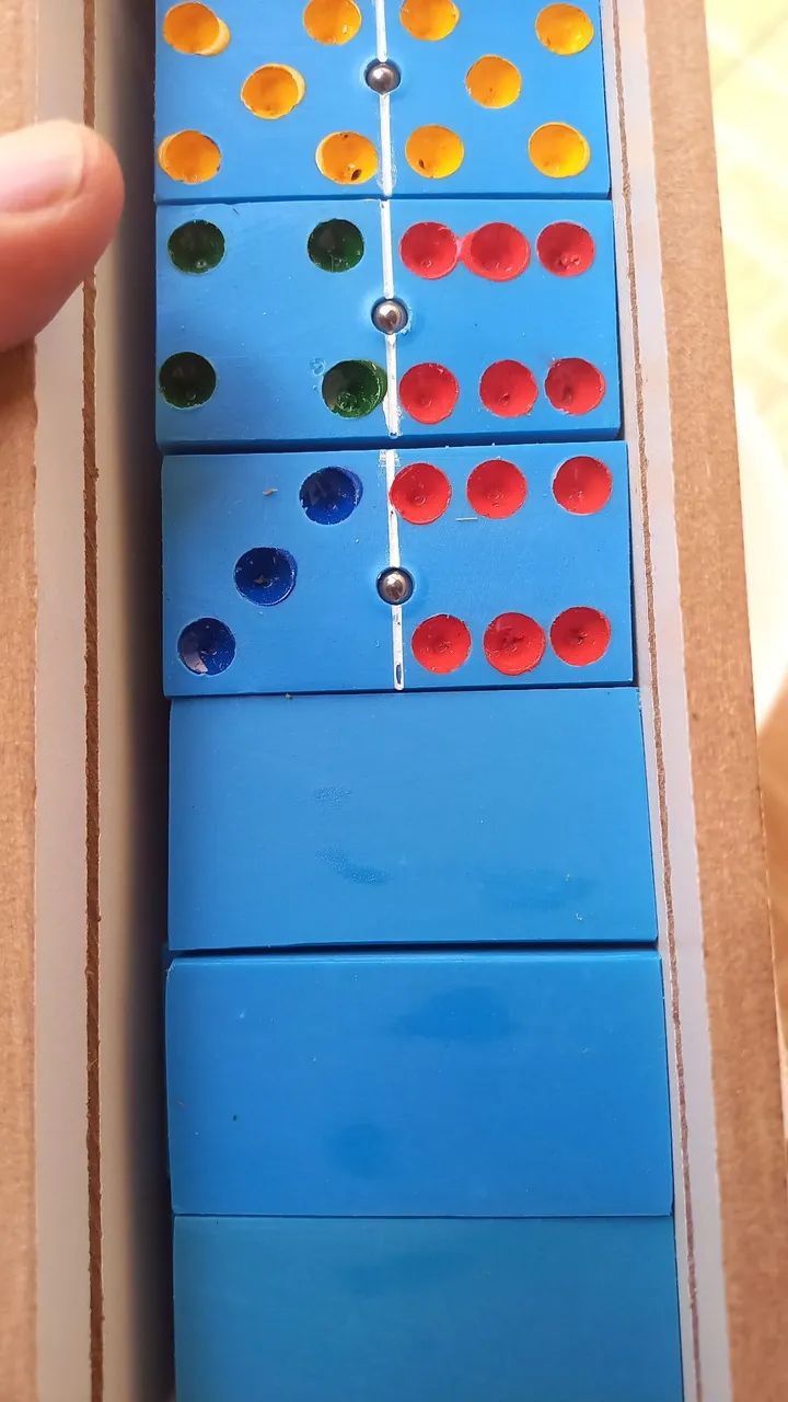 Dominó  pvc com pino, todos novos.