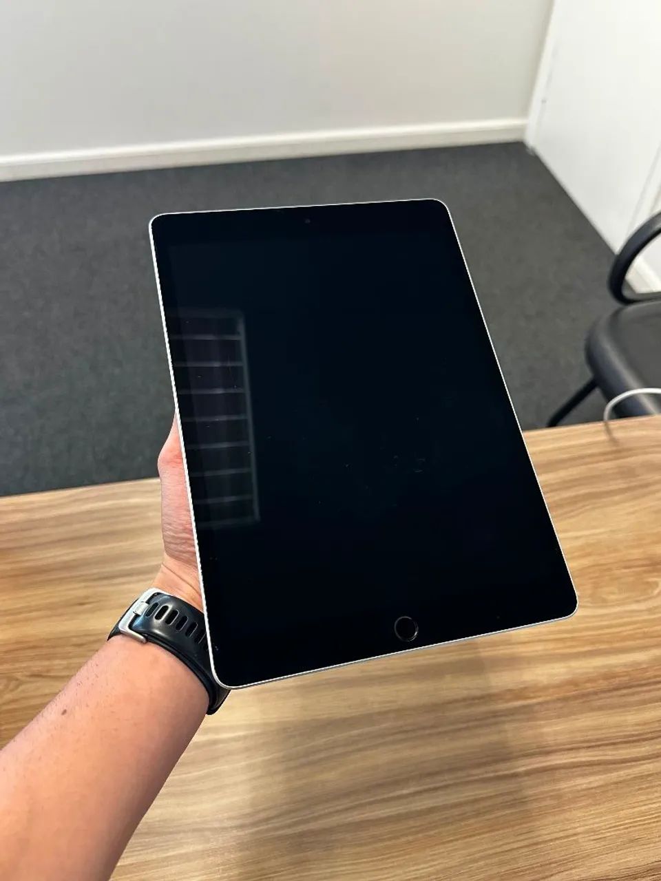 iPad 9ª Geração 64GB - Estado de Novo + Acessórios - Foto 2